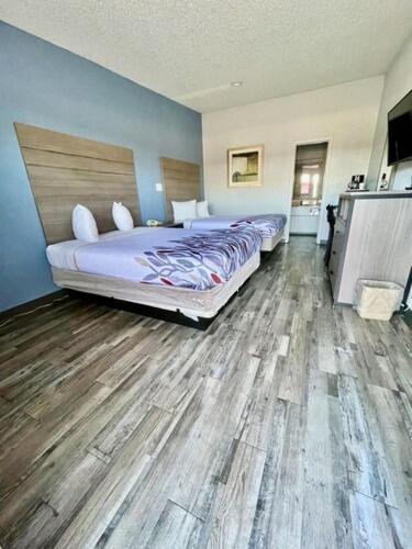 Delux Inn Cleburne Zewnętrze zdjęcie